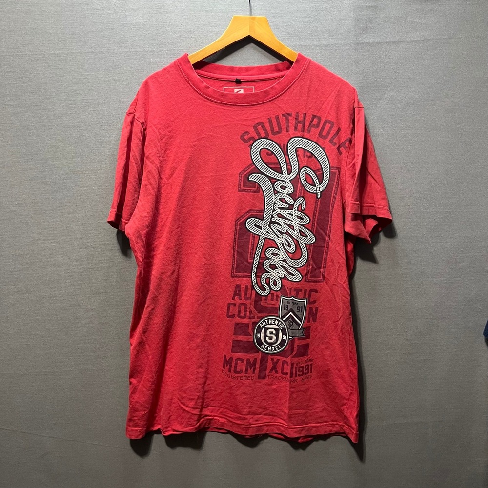 Southpole Mens Red Graphic T-Shirt Authentic Collection MCMXCI Streetwear Large